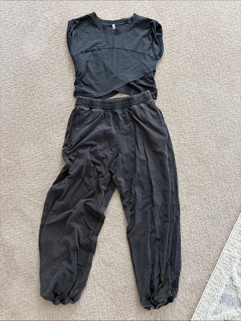 FP Movement Hot Shot Crossover Tee and Jogger set
